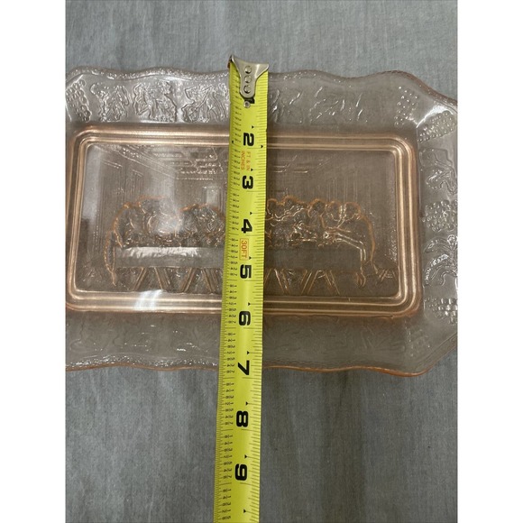 The Last Supper Vintage Tiara Indiana Glass Bread Plate Tray Pink 11" x 7" Chrty - Picture 8 of 9
